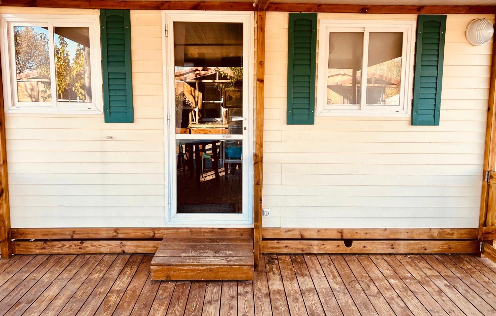 Camping Bungalow El Llac De Banyoles Porqueres Pokój zdjęcie