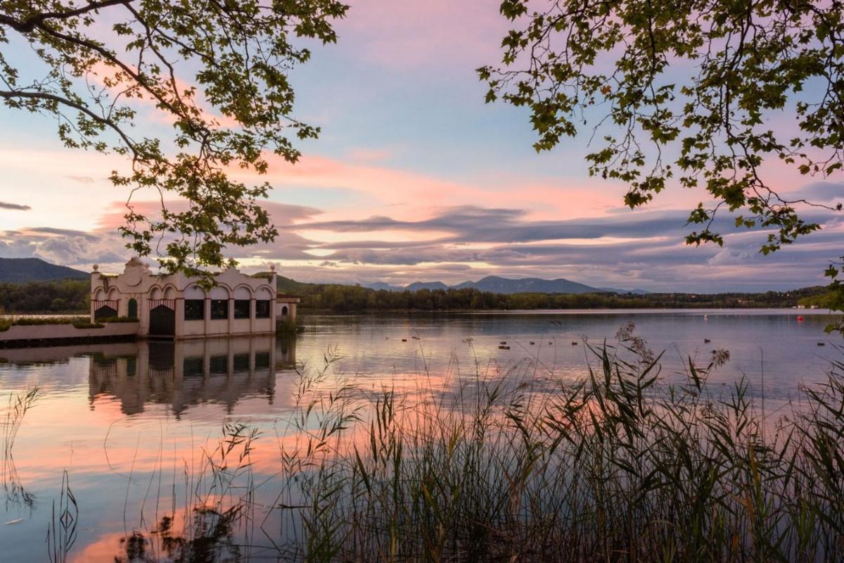 Camping Bungalow El Llac De Banyoles Porqueres Zewnętrze zdjęcie