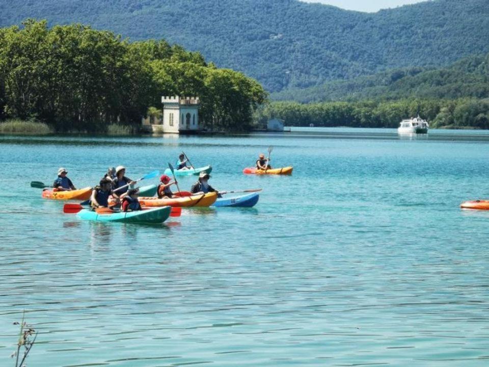 Camping Bungalow El Llac De Banyoles Porqueres Zewnętrze zdjęcie